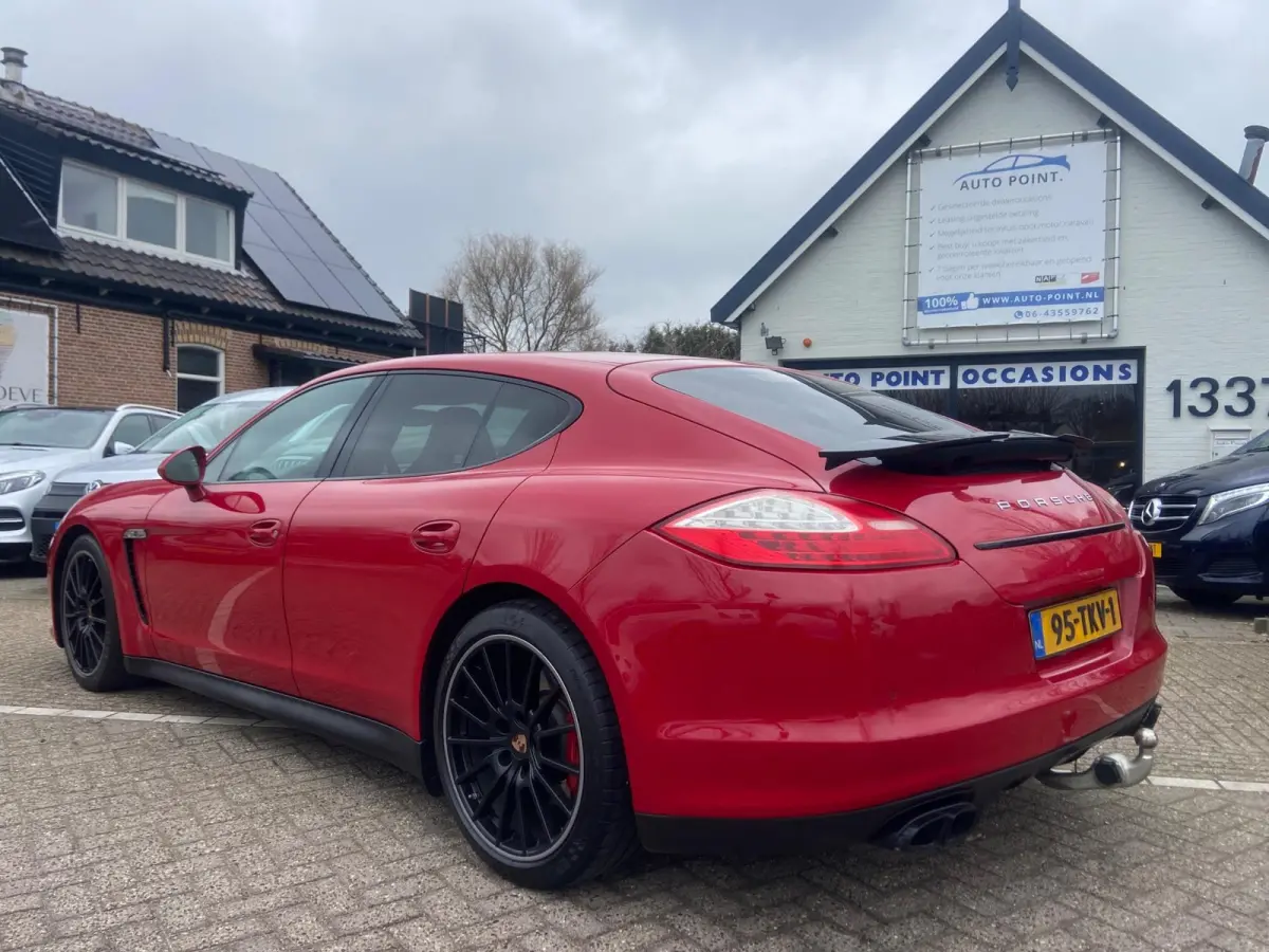4.8 GTS 430PK NL-AUTO/LUCHT/TREKHAAK/NAVI