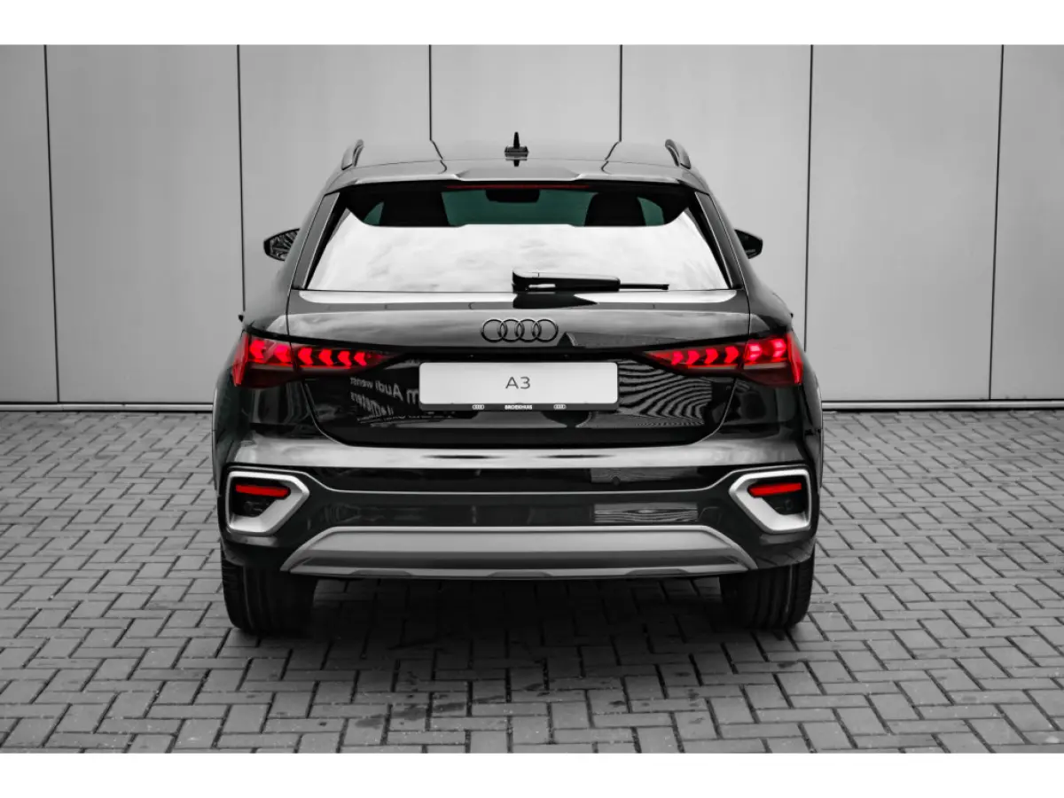 35 TFSI Advanced edition 150 pk S tronic | Advanced exterieur | Aluminium optiek in het interieur | Audi connect Nav & Info plus