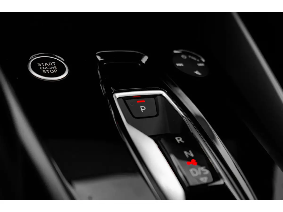 35 TFSI Advanced edition 150 pk S tronic | Advanced exterieur | Aluminium optiek in het interieur | Audi connect Nav & Info plus