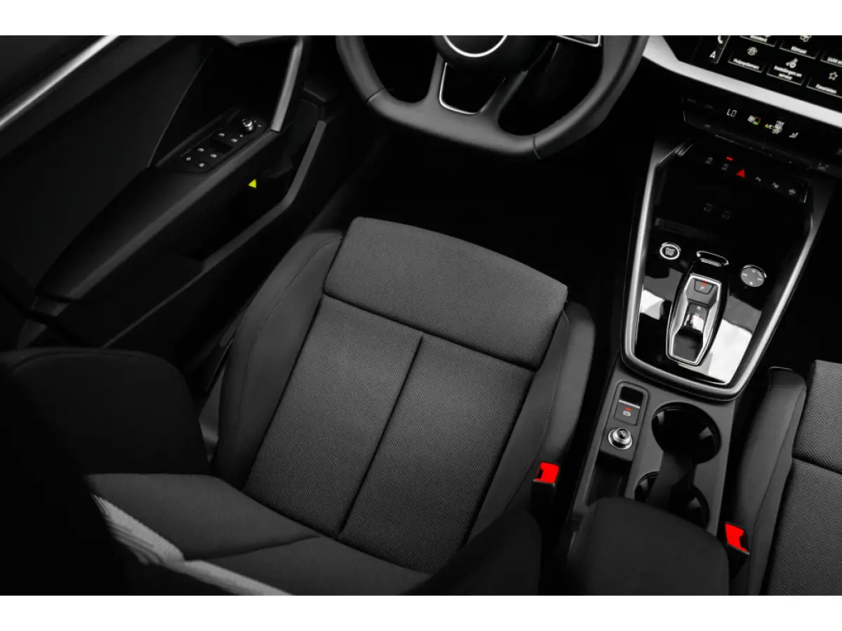 35 TFSI Advanced edition 150 pk S tronic | Advanced exterieur | Aluminium optiek in het interieur | Audi connect Nav & Info plus