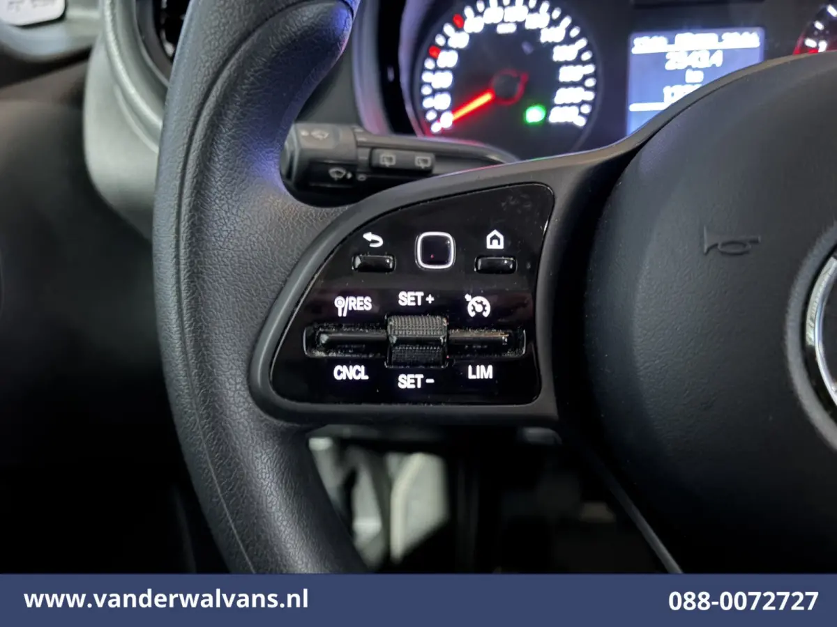 110 CDI 96pk L1H1 Euro6 Airco | Cruisecontrol | LED | Zijdeur Parkeersensoren, 1500kg trekvermogen