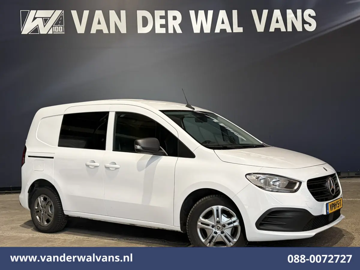 110 CDI 96pk L1H1 Euro6 Airco | Cruisecontrol | LED | Zijdeur Parkeersensoren, 1500kg trekvermogen