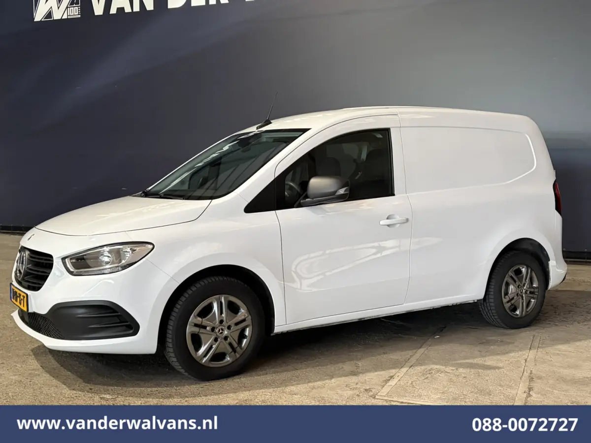 110 CDI 96pk L1H1 Euro6 Airco | Cruisecontrol | LED | Zijdeur Parkeersensoren, 1500kg trekvermogen