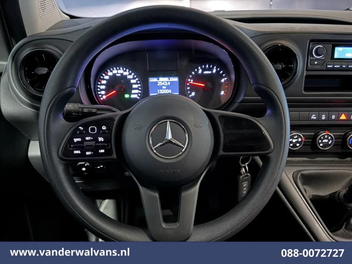 110 CDI 96pk L1H1 Euro6 Airco | Cruisecontrol | LED | Zijdeur Parkeersensoren, 1500kg trekvermogen