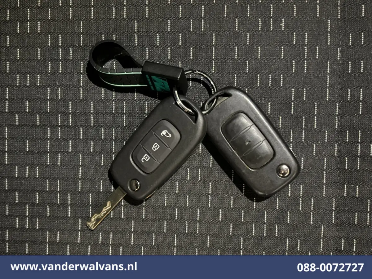 110 CDI 96pk L1H1 Euro6 Airco | Cruisecontrol | LED | Zijdeur Parkeersensoren, 1500kg trekvermogen