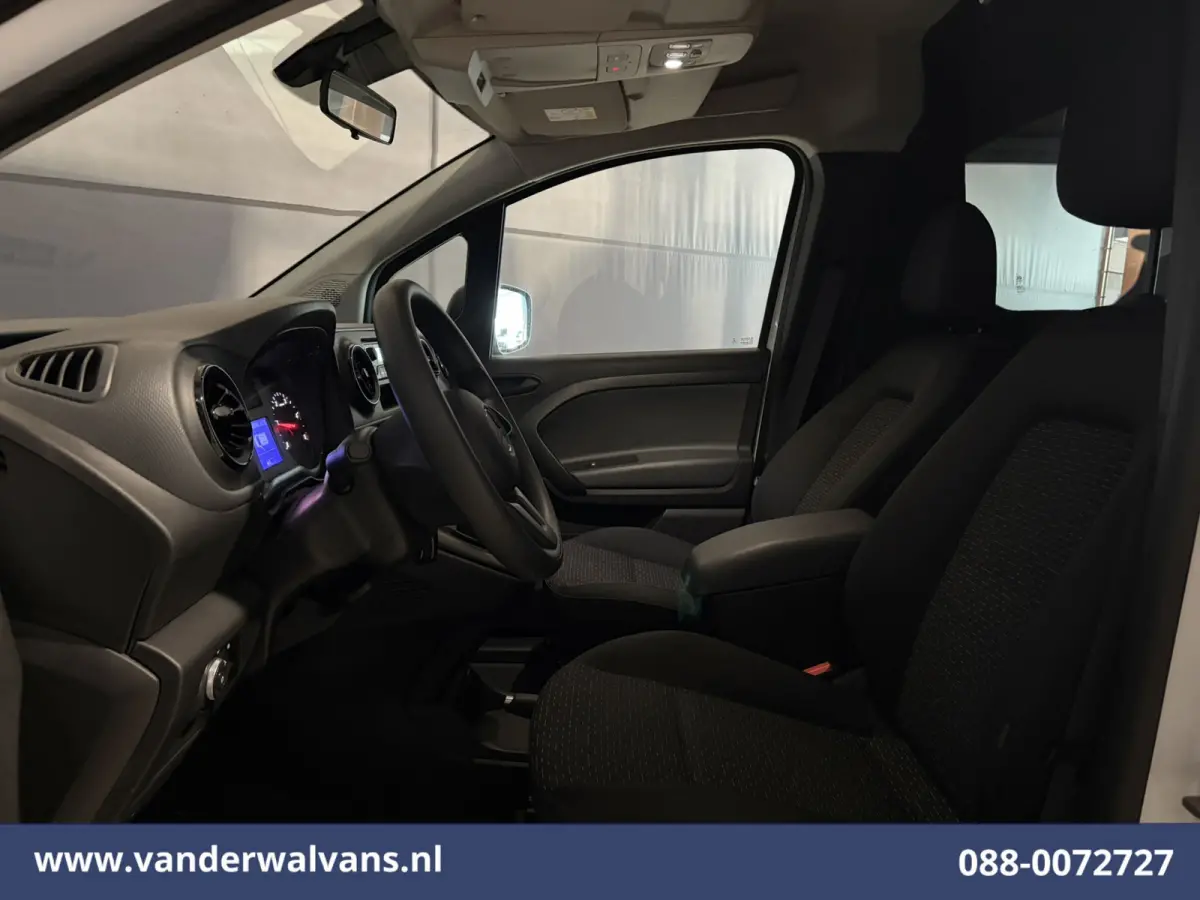 110 CDI 96pk L1H1 Euro6 Airco | Cruisecontrol | LED | Zijdeur Parkeersensoren, 1500kg trekvermogen