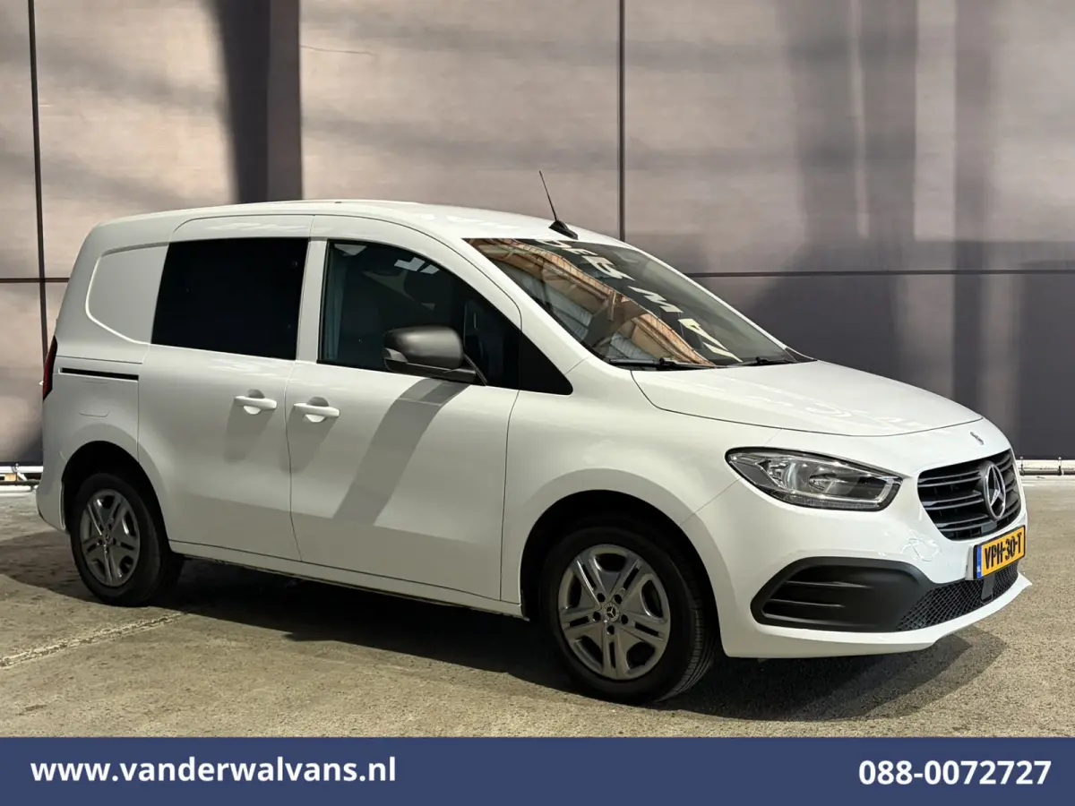110 CDI 96pk L1H1 Euro6 Airco | Cruisecontrol | LED | Zijdeur Parkeersensoren, 1500kg trekvermogen