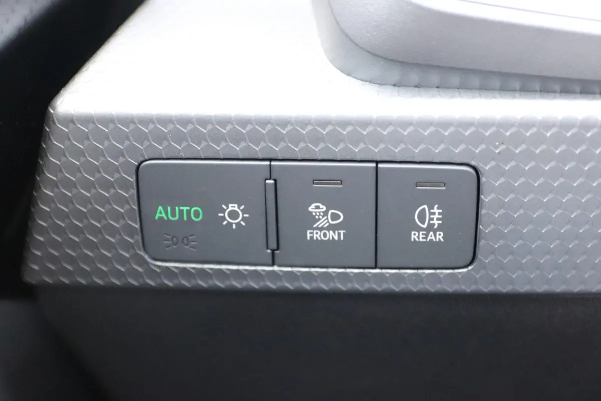 30 TFSI 116pk S-tronic S edition | Achteruitrijcamera | Keyless entry | Autom. Airco