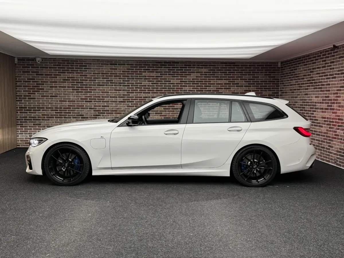 330e M Sport H/K Leer Camera O.Z Velgen
