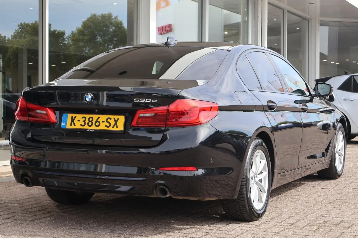 530e 252pk iPerformance High Executive Edition | SoH 91% | Camera | Apple Carplay | Navigatie | PDC | Cruise Control
