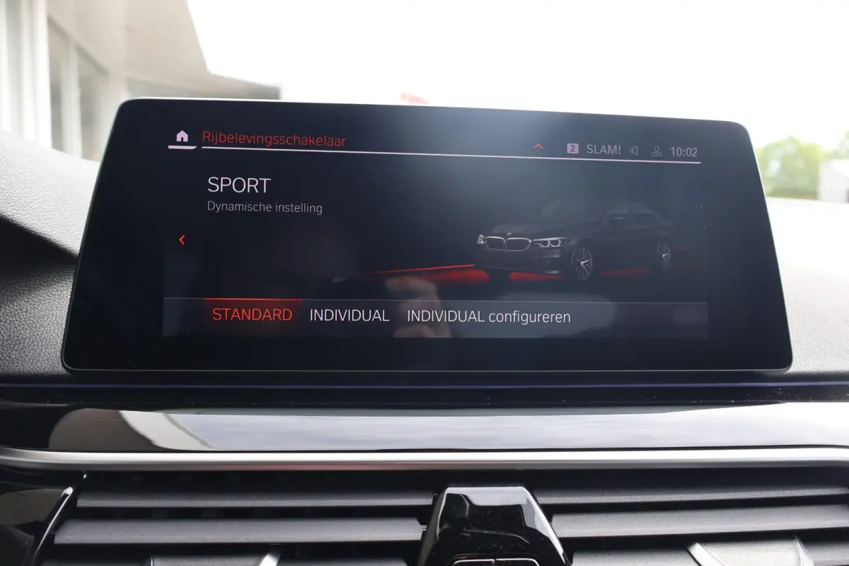 530e 252pk iPerformance High Executive Edition | SoH 91% | Camera | Apple Carplay | Navigatie | PDC | Cruise Control