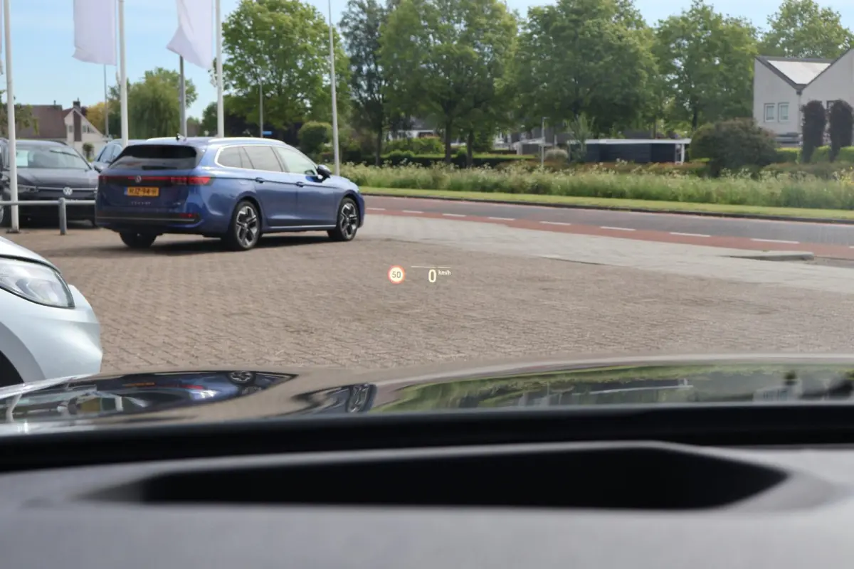 530e 252pk iPerformance High Executive Edition | SoH 91% | Camera | Apple Carplay | Navigatie | PDC | Cruise Control