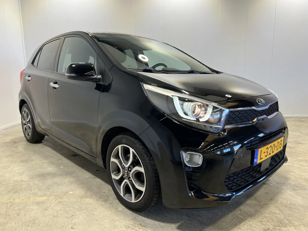 1.0 DPi DynamicPlusLine | Navigatie/Android/Apple Carplay | LM Velgen 15" | Cruise Control | Airco |