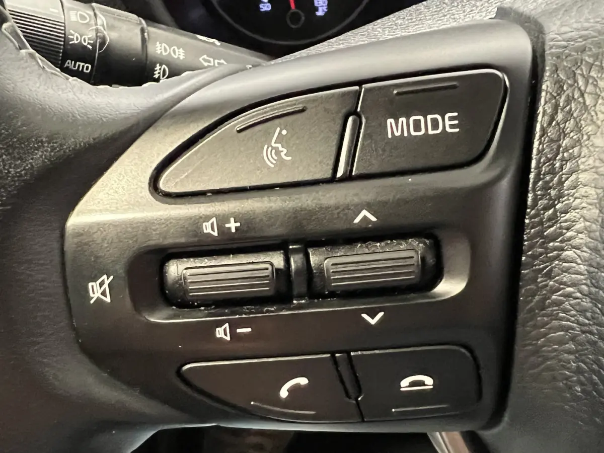 1.0 DPi DynamicPlusLine | Navigatie/Android/Apple Carplay | LM Velgen 15" | Cruise Control | Airco |