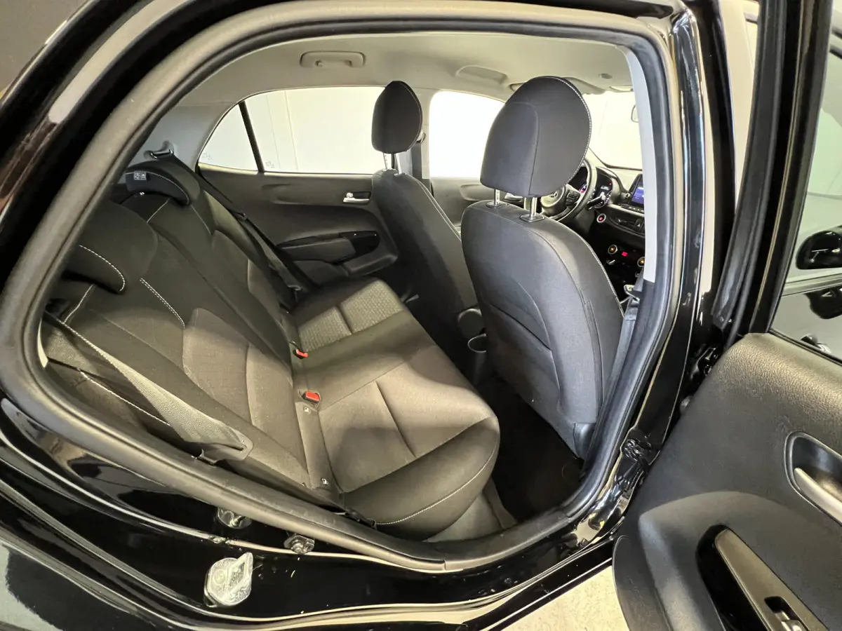 1.0 DPi DynamicPlusLine | Navigatie/Android/Apple Carplay | LM Velgen 15" | Cruise Control | Airco |