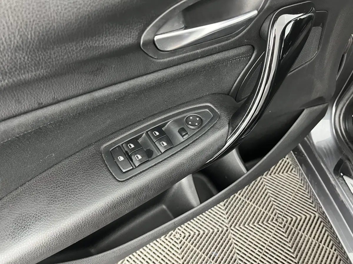 116d Sportline Corporate Lease Executive Aut. *FULL-LED | SPORTSEATS | HIFI-SOUND | NAVI-FULLMAP | ECC | PDC | CRUISE | 17''ALU*