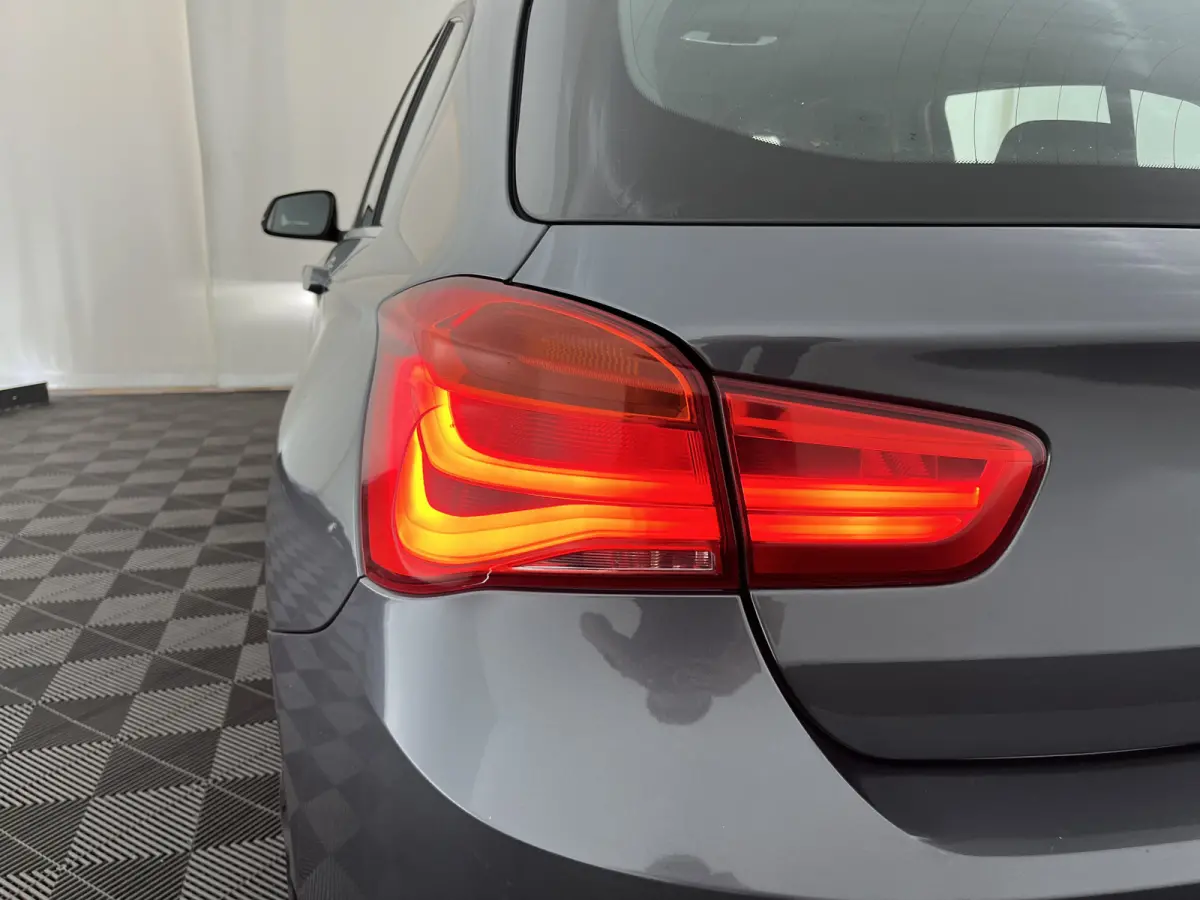 116d Sportline Corporate Lease Executive Aut. *FULL-LED | SPORTSEATS | HIFI-SOUND | NAVI-FULLMAP | ECC | PDC | CRUISE | 17''ALU*
