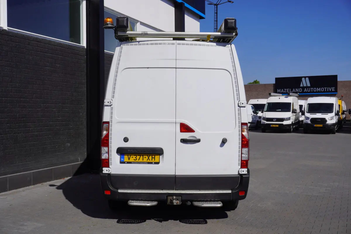2.3 dCi 130PK L2H2 EURO 6 - Airco - Navi - Cruise - € 11.950,- Excl.