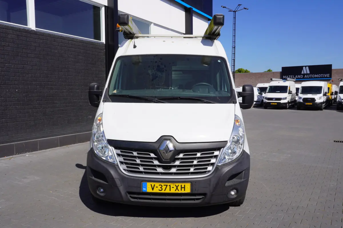 2.3 dCi 130PK L2H2 EURO 6 - Airco - Navi - Cruise - € 11.950,- Excl.