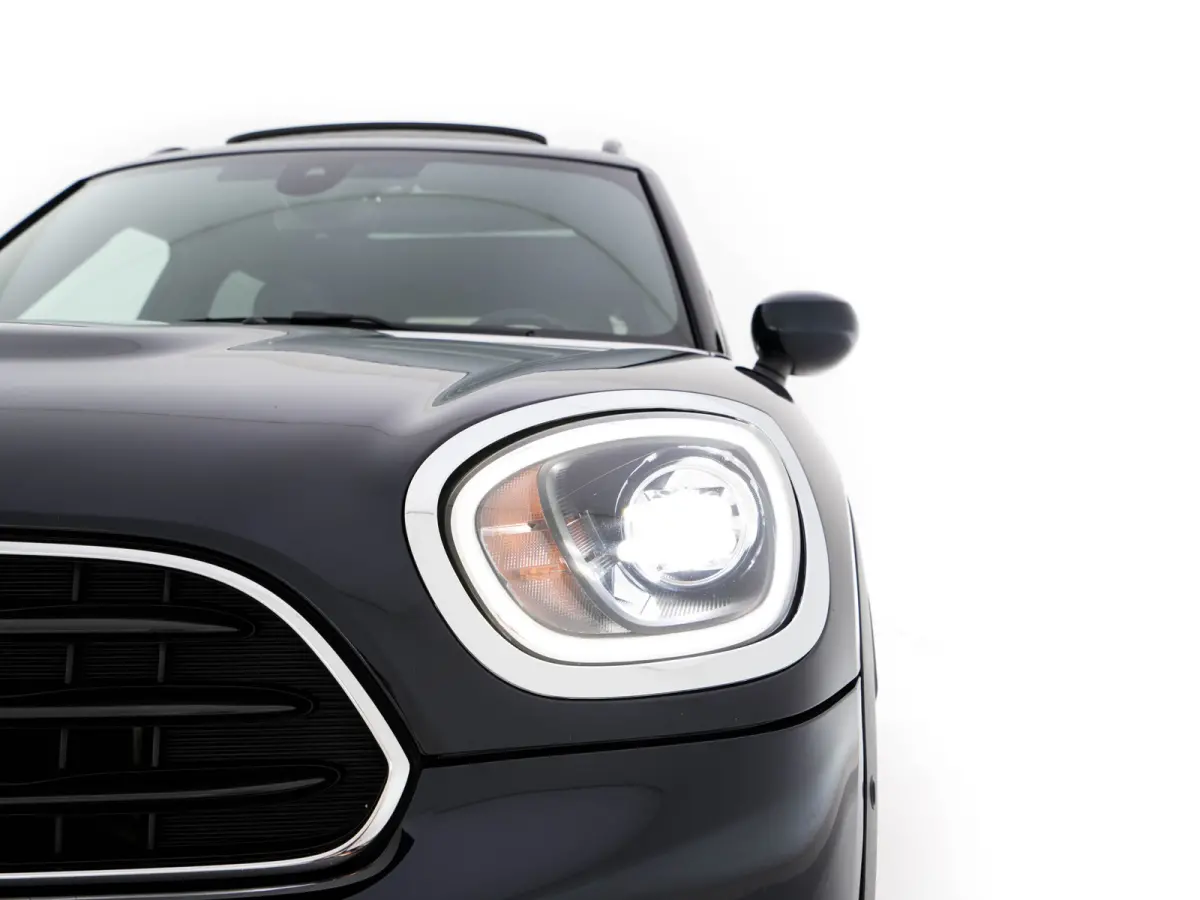 Mini 1.5 Cooper Chili Aut. *PANO | LEATHER-FABRIC | FULL-LED | HARMAN/KARDON | HEATED-SPORTSEATS | KEYLESS | NAVI-FULLMAP | PRIVACY-GLASS | AMBIENTLIGHT | ECC | PDC | CRUISE | 18''ALU*