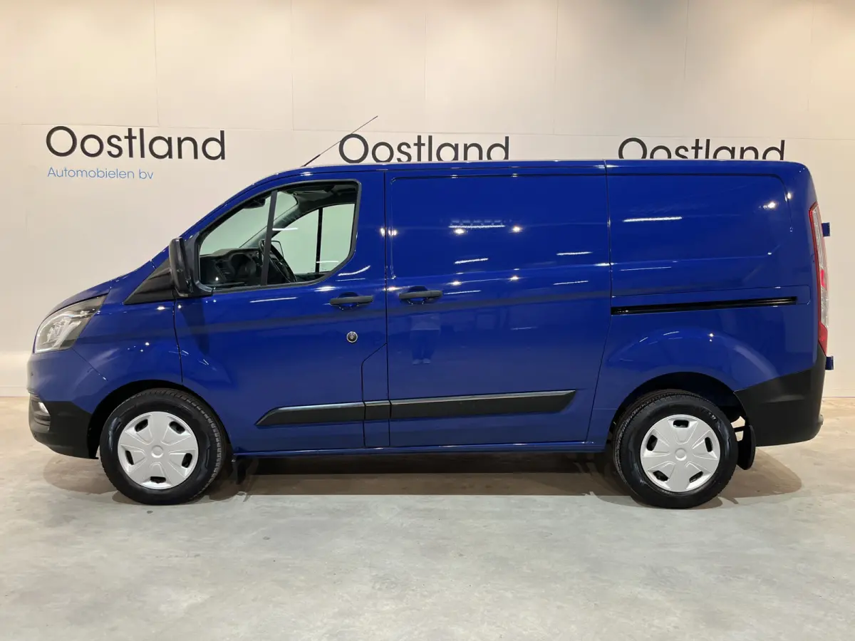 280 2.0 TDCI L1H1 Trend 130 PK Automaat / Euro 6 / Schuifdeur L + R / Airco / CarPlay / Cruise Control Adap. / Trekhaak / Navigatie / 3-Zits
