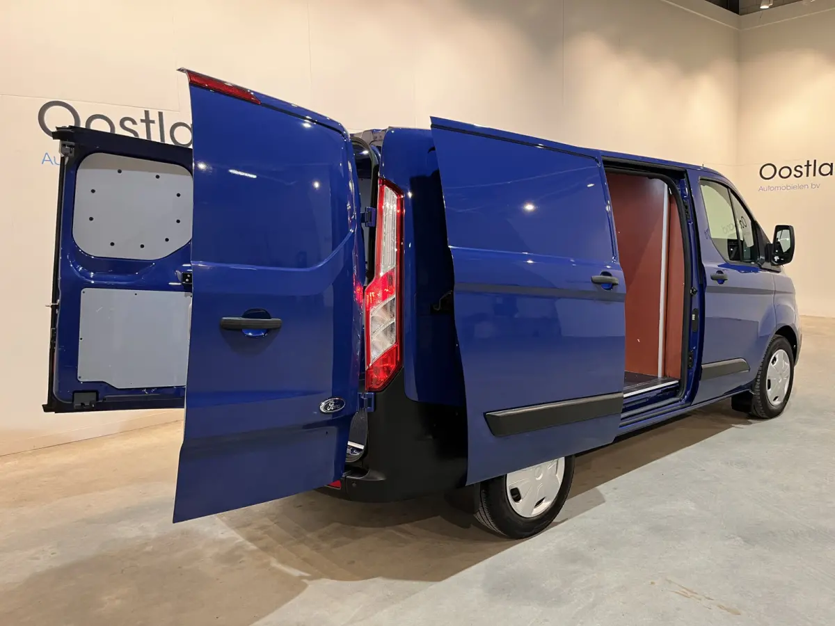 280 2.0 TDCI L1H1 Trend 130 PK Automaat / Euro 6 / Schuifdeur L + R / Airco / CarPlay / Cruise Control Adap. / Trekhaak / Navigatie / 3-Zits