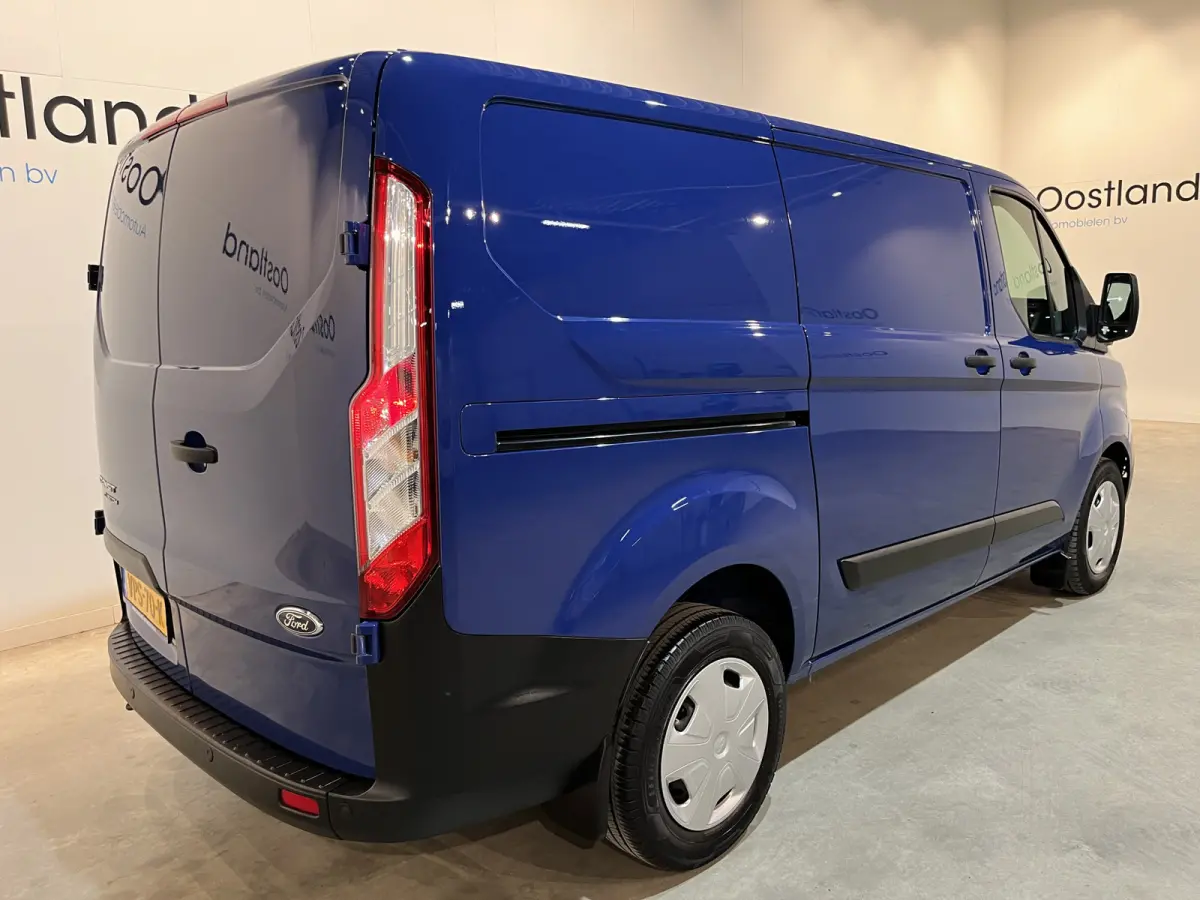 280 2.0 TDCI L1H1 Trend 130 PK Automaat / Euro 6 / Schuifdeur L + R / Airco / CarPlay / Cruise Control Adap. / Trekhaak / Navigatie / 3-Zits