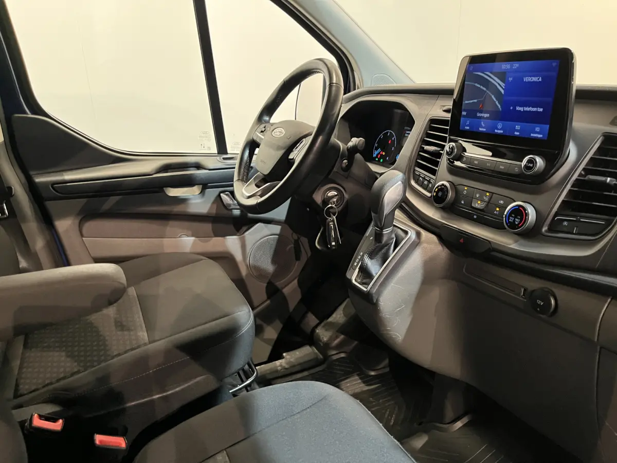 280 2.0 TDCI L1H1 Trend 130 PK Automaat / Euro 6 / Schuifdeur L + R / Airco / CarPlay / Cruise Control Adap. / Trekhaak / Navigatie / 3-Zits