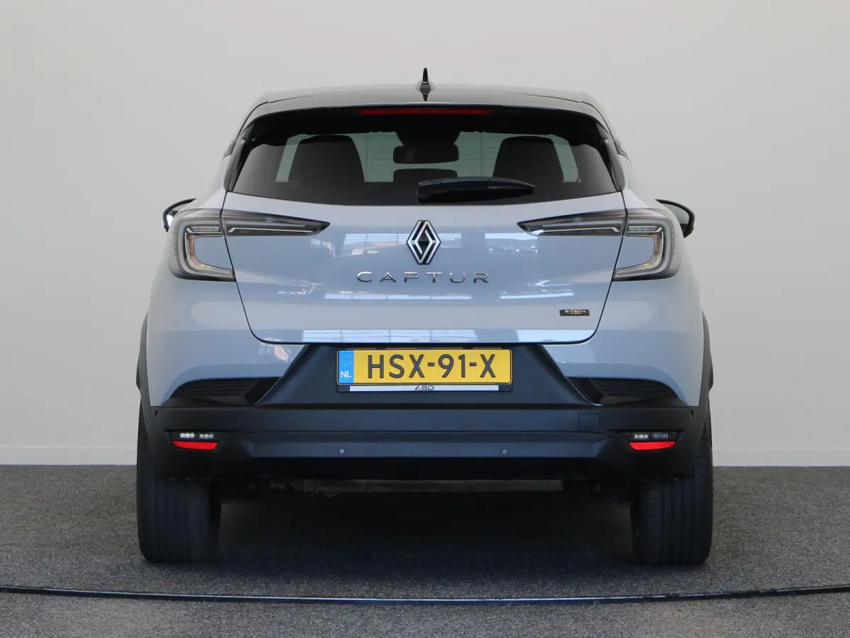 1.6 E-Tech full hybrid 145 techno | Achteruitrijcamera | Adaptieve cruise control | Digitale Cockpit | Navigatie |
