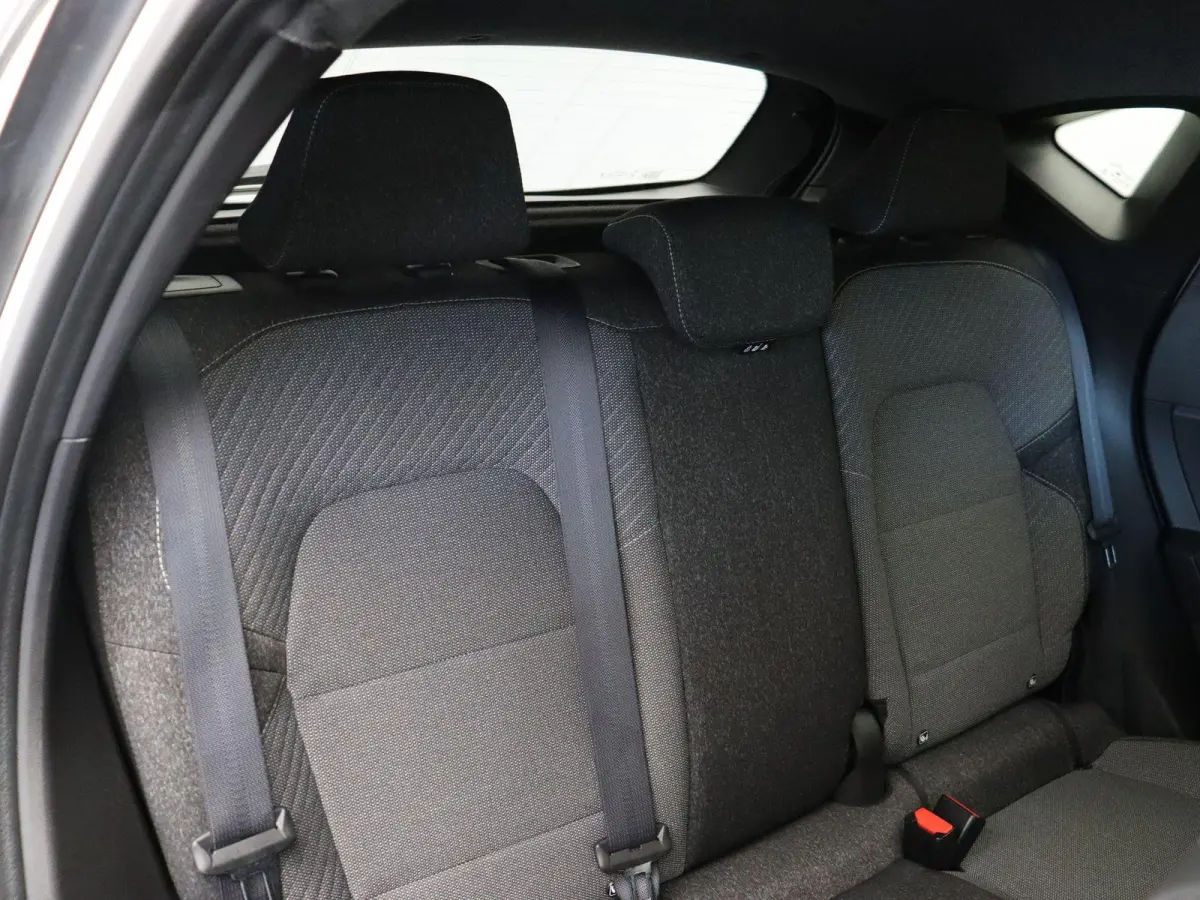 1.6 E-Tech full hybrid 145 techno | Achteruitrijcamera | Adaptieve cruise control | Digitale Cockpit | Navigatie |