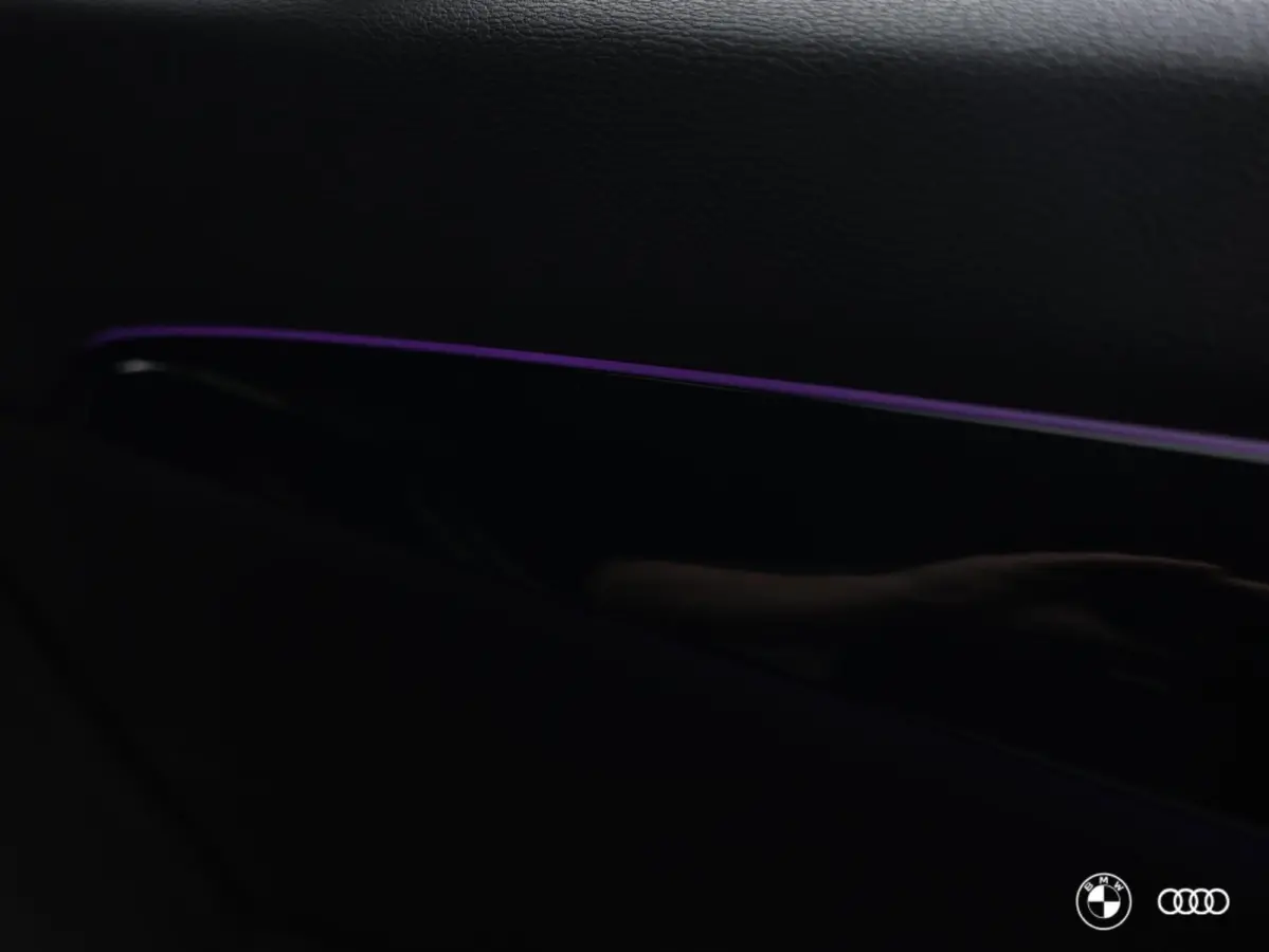 xDr25e M SPORT / HEADUP / HIFI / TREKHAAK / CAMERA / 19"
