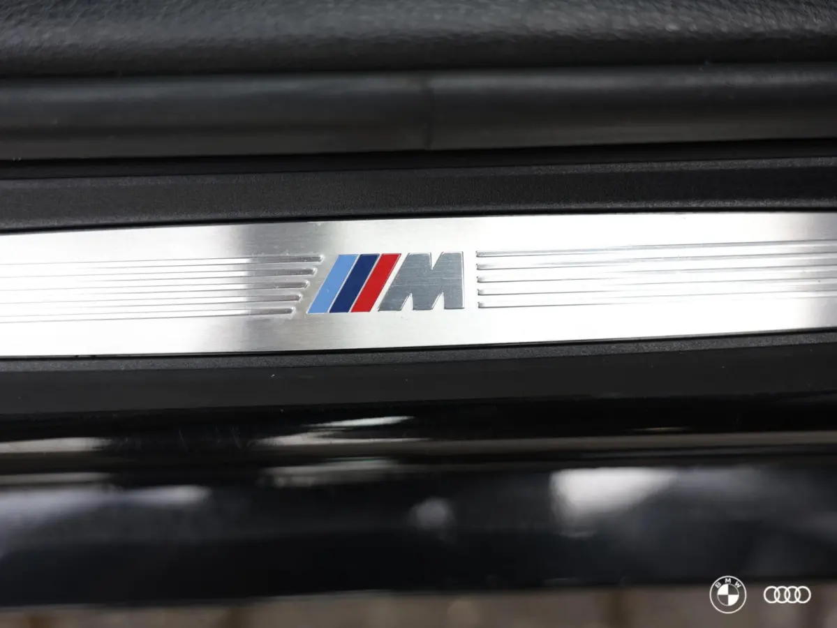 xDr25e M SPORT / HEADUP / HIFI / TREKHAAK / CAMERA / 19"
