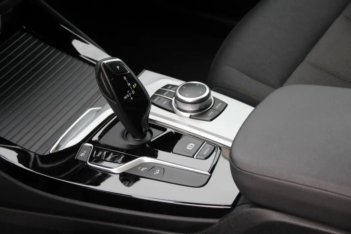 xDrive20i elek.trekh. Navi. LED Camera