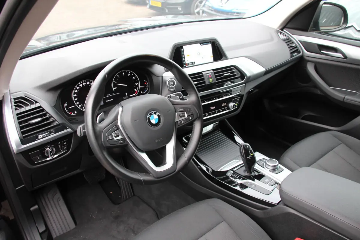 xDrive20i elek.trekh. Navi. LED Camera