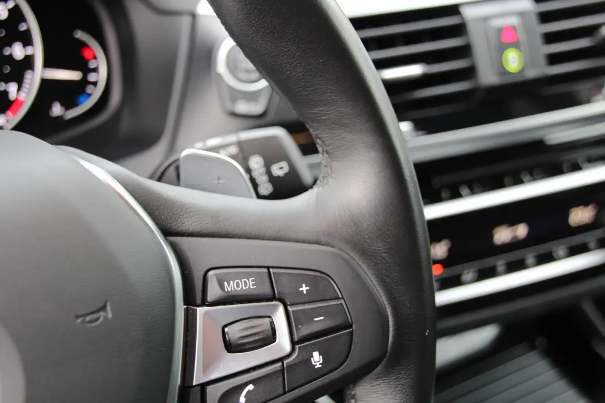 xDrive20i elek.trekh. Navi. LED Camera