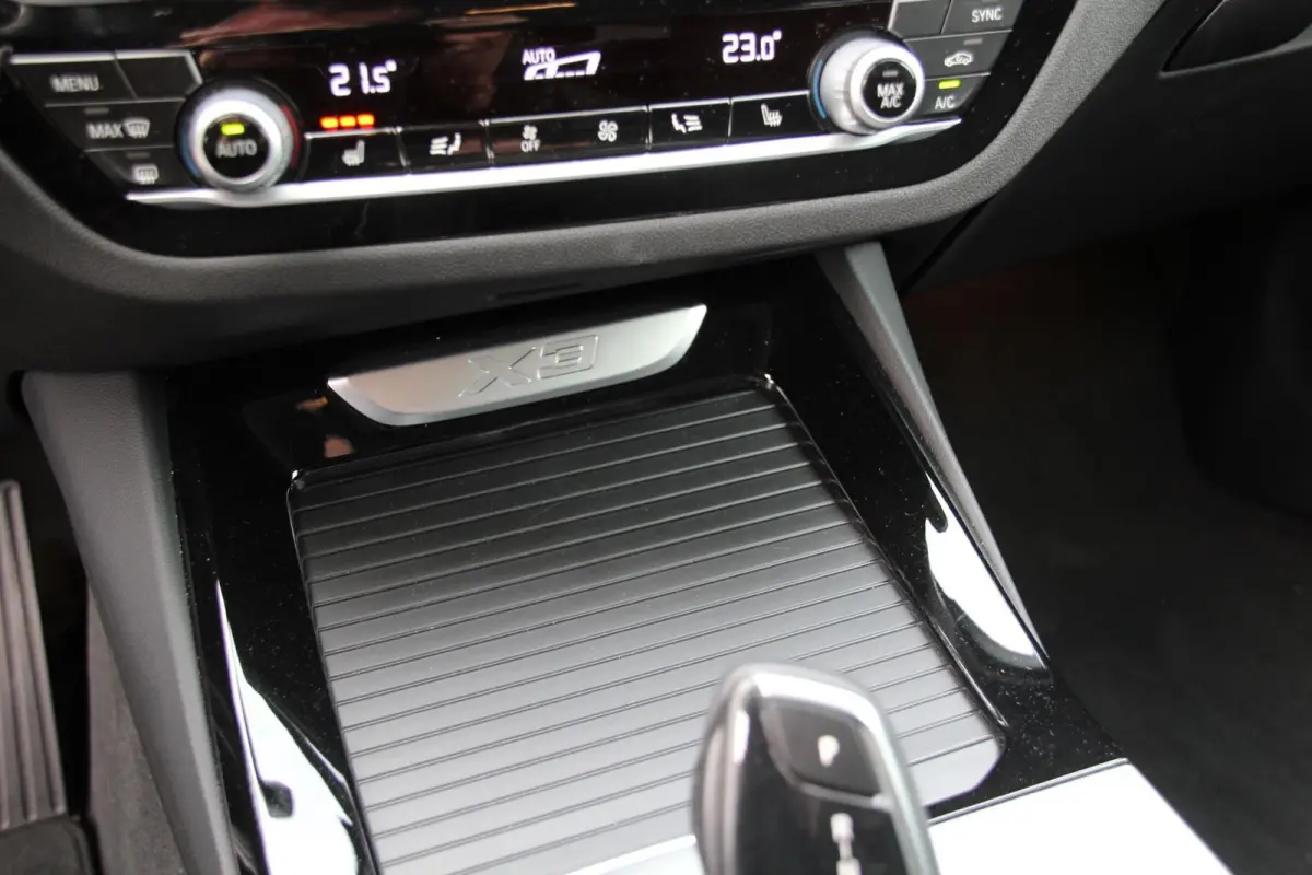 xDrive20i elek.trekh. Navi. LED Camera
