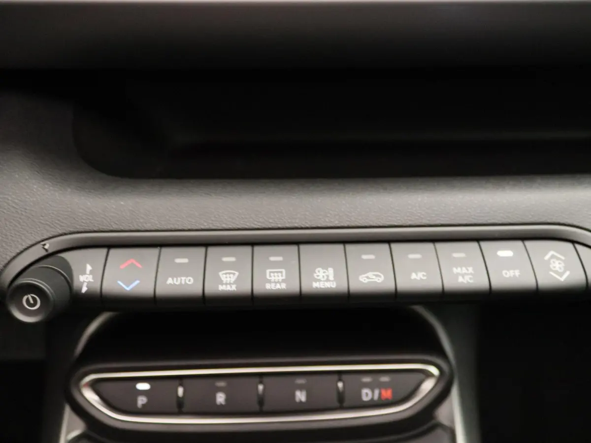 1.2 e-Hybrid Summit | Tot 8 Jaar speciale garantie | Demo aanbod |