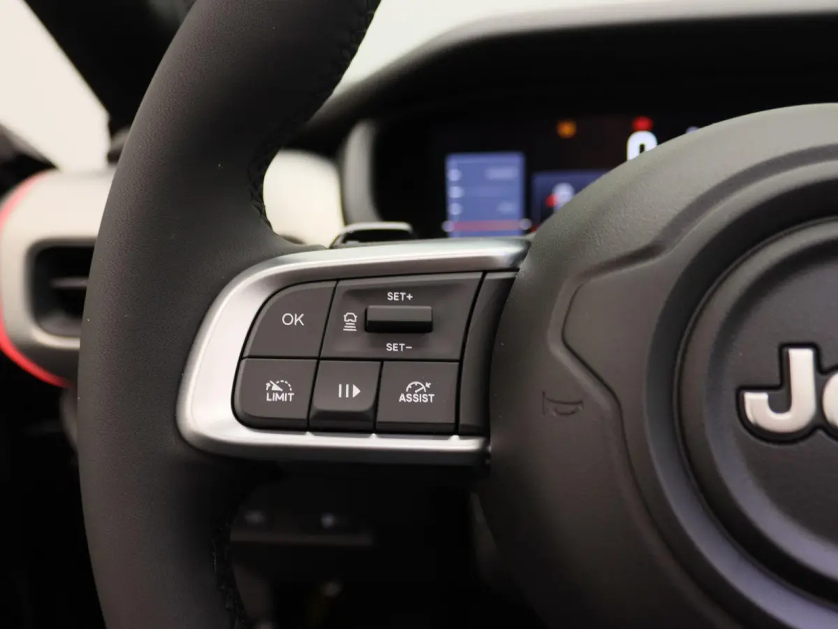 1.2 e-Hybrid Summit | Tot 8 Jaar speciale garantie | Demo aanbod |