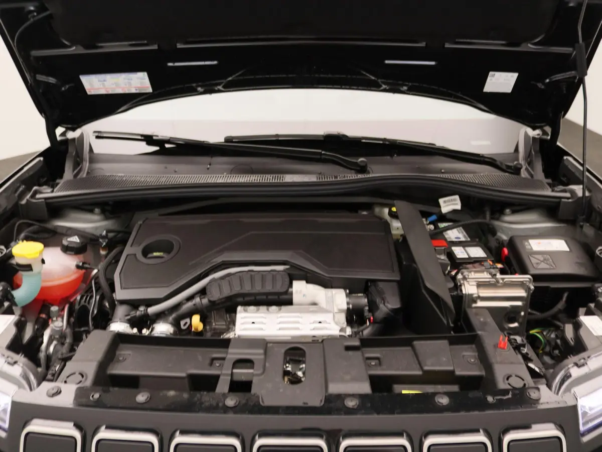 1.2 e-Hybrid Summit | Tot 8 Jaar speciale garantie | Demo aanbod |