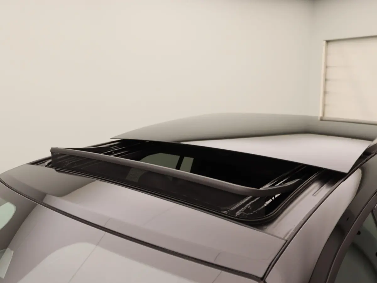 1.2 e-Hybrid Summit | Tot 8 Jaar speciale garantie | Demo aanbod |