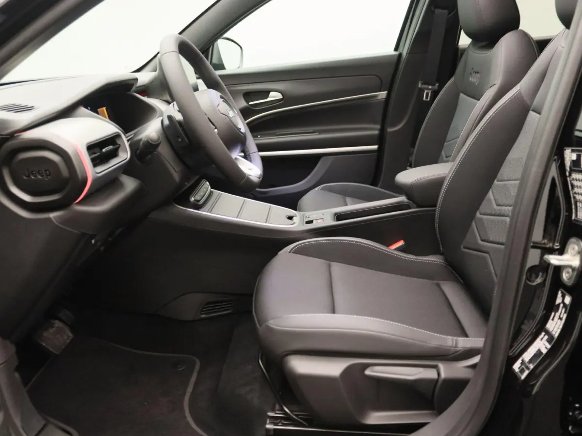 1.2 e-Hybrid Summit | Tot 8 Jaar speciale garantie | Demo aanbod |
