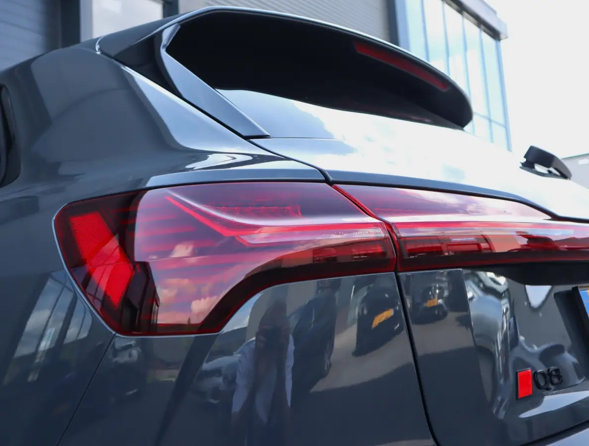 55 quattro S Edition 115 kWh | 94% SOH | Pano | B&O | 22Kw Boordlader | Airco separaat | HUD | 360 | 22 Inch