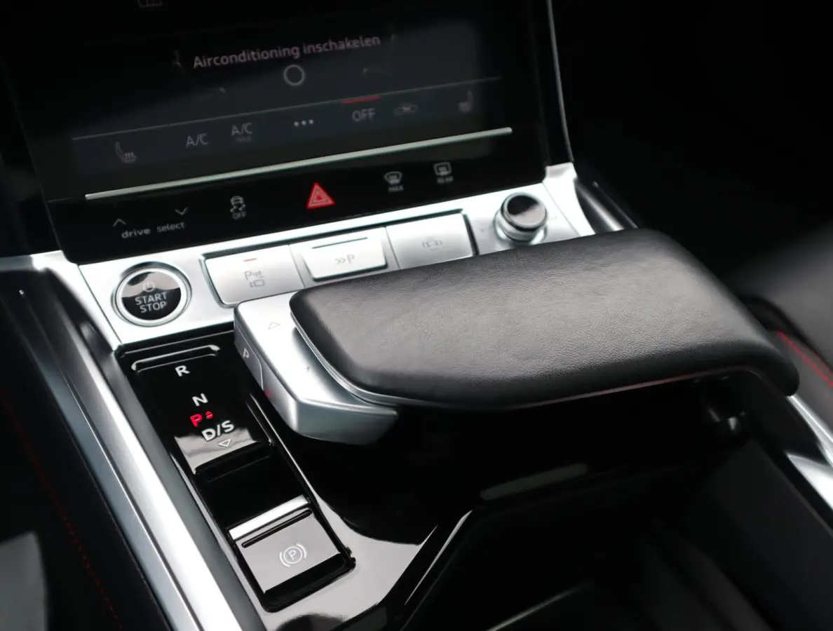 55 quattro S Edition 115 kWh | 94% SOH | Pano | B&O | 22Kw Boordlader | Airco separaat | HUD | 360 | 22 Inch