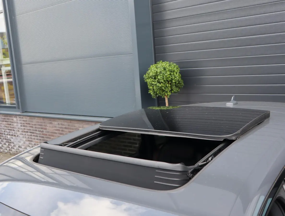 55 quattro S Edition 115 kWh | 94% SOH | Pano | B&O | 22Kw Boordlader | Airco separaat | HUD | 360 | 22 Inch