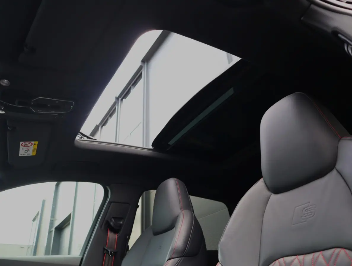 55 quattro S Edition 115 kWh | 94% SOH | Pano | B&O | 22Kw Boordlader | Airco separaat | HUD | 360 | 22 Inch