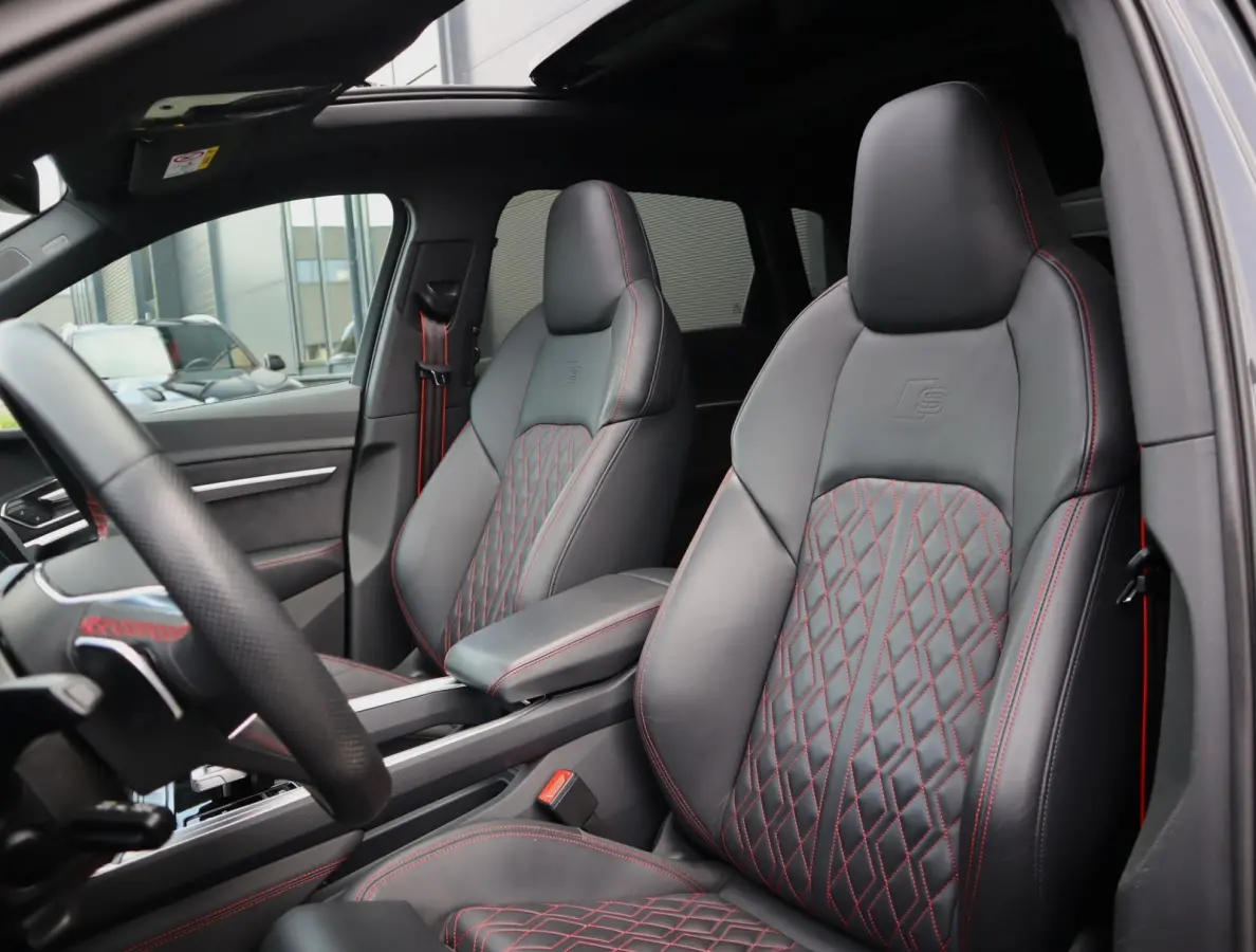 55 quattro S Edition 115 kWh | 94% SOH | Pano | B&O | 22Kw Boordlader | Airco separaat | HUD | 360 | 22 Inch