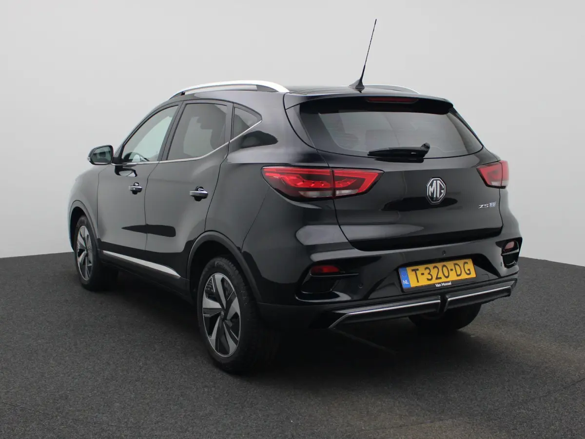 MG EV Long Range Comfort 70 kWh | Navigatie | Camera | Keyless | Stoelverwarming |