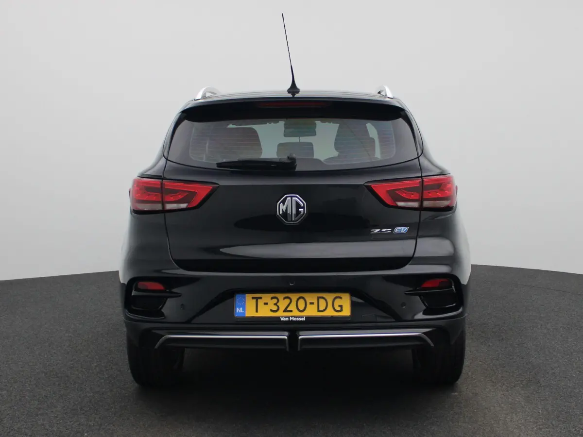MG EV Long Range Comfort 70 kWh | Navigatie | Camera | Keyless | Stoelverwarming |