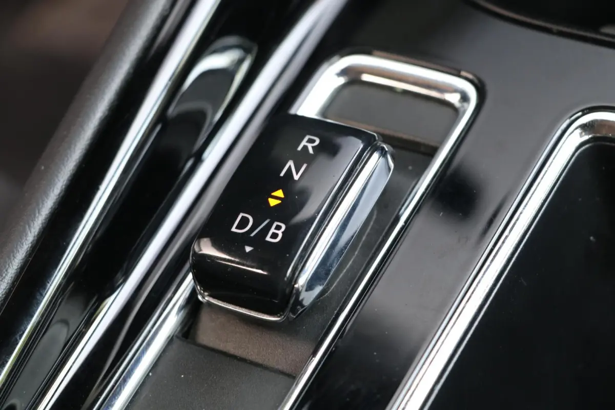 60 180PK |SPORTLINE| AdaptiveCruise AppleCarplay Sportzetels Stoel/stuur verwarming Camera 111000KM BJ2021