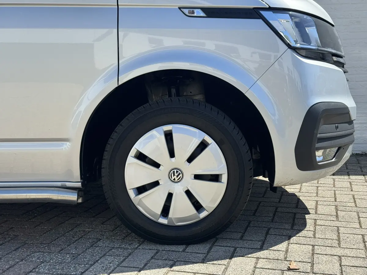 2.0 TDI L2H1 30 DC Highline DSG Trekhaak 2500kg Cruise Carplay Navigatie DAB Radio